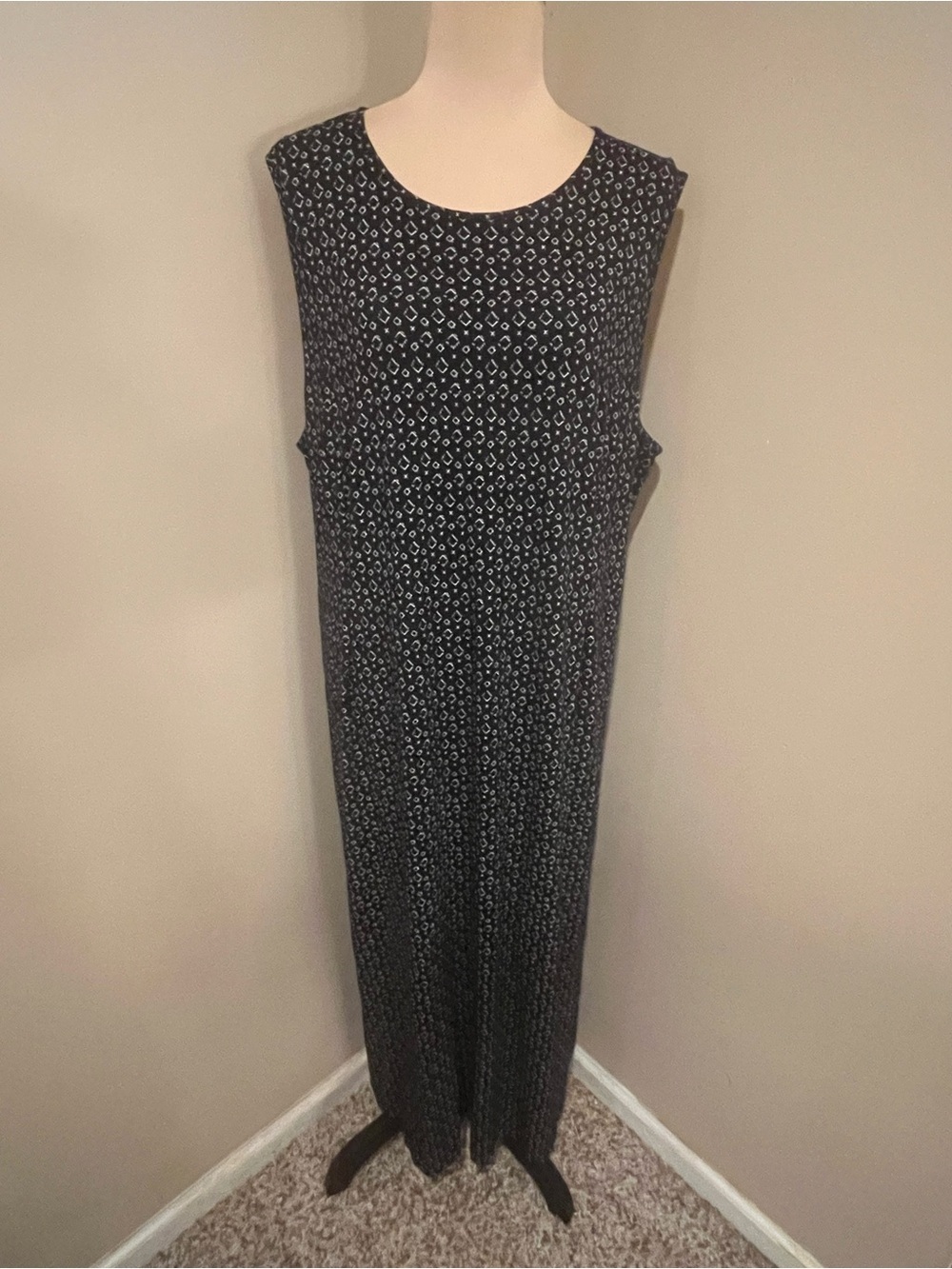 J. Jill Black & White Sleeveless Printed Maxi Dress